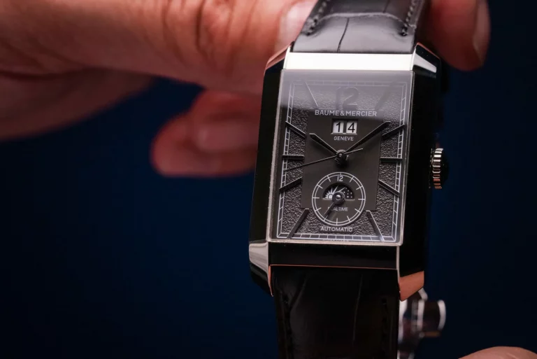 Watches & Wonders: Baume & Mercier Hampton Automático Dual time Fecha Grande (Ref M0A10666)