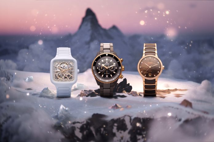 Festive_2025 Rado da la bienvenida a la Navidad con una propuesta que invita a redescubrir el tiempo a través de tres de sus modelos más emblemáticos: True Square Open Heart, Captain Cook High-Tech Ceramic Chronograph y Centrix Diamonds. Cada uno representa los valores que definen a la marca: materiales de vanguardia, diseño atemporal y la búsqueda constante de la perfección técnica. True Square Open Heart: pureza y sofisticación El Rado True Square Open Heart captura la esencia del invierno con su caja monobloque de cerámica blanca de alta tecnología. Su esfera rodiada con acabado granulado, decorada con 12 diamantes Top Wesselton, refleja la luz como el polvo de nieve. El diseño abierto permite admirar su movimiento automático calibre R734, símbolo del pulso y la precisión que caracterizan a los relojes automáticos suizos de Rado. Captain Cook High-Tech Ceramic Chronograph: espíritu aventurero El Captain Cook High-Tech Ceramic Chronograph combina fuerza, precisión y estilo en una pieza de carácter deportivo. Su caja de cerámica negra mate con detalles en PVD oro rosa encierra el calibre automático R801, con 59 horas de reserva de marcha y resistencia al agua de 300 metros. Un reloj suizo pensado para quienes buscan un diseño contemporáneo con la fiabilidad de la relojería de alta gama. Centrix Diamonds: elegancia atemporal El Rado Centrix Diamonds es la definición del lujo discreto. Su caja de acero inoxidable con PVD oro rosa, bisel con 60 diamantes Top Wesselton y esfera de nácar marrón con 11 diamantes adicionales lo convierten en una joya de precisión. Su movimiento automático R763, con 80 horas de reserva de marcha, garantiza rendimiento y elegancia en cada segundo. Rado: el arte de medir el tiempo En cada creación, Rado combina la precisión suiza con la innovación técnica para crear relojes diseñados para perdurar. Esta colección celebra la magia del tiempo y el valor de los momentos que trascienden generaciones. Porque el verdadero lujo no se mide en segundos, sino en experiencias que perduran.