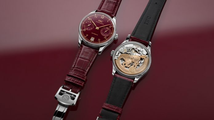 IWC IWC Schaffhausen presenta el Portugieser Automatic 42 Year of the Horse, edición limitada Año Nuevo Lunar 2026. Alta relojería suiza, calibre 52011 y solo 500 piezas.