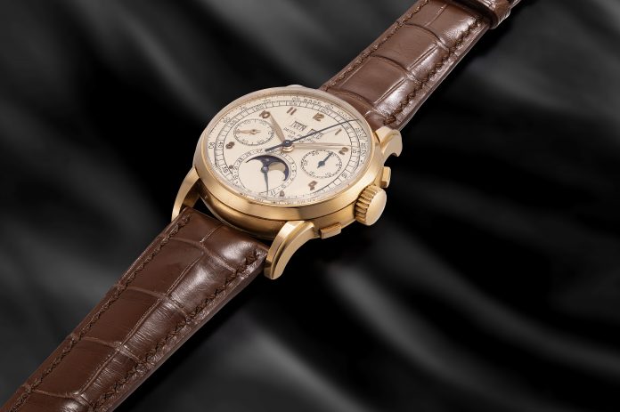 Phillips Hong Kong alcanza un récord histórico con más de 403 millones HK$ en ventas. Un Patek Philippe Ref. 2499 se convierte en el reloj más caro jamás vendido en Asia por 10,25 millones de dólares.